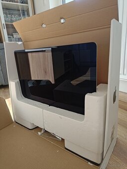 iMac 21,5 palcový LED displej - 2