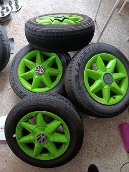 Litá kola VW 13" – s celoročními pneu - 2