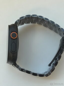 Apple Watch Ultra 3 (2025) 49mm Černý titan - 2