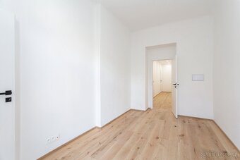 Byt 3+kk po rekonstrukci v ulici Legerova 18, Praha 2 - 2