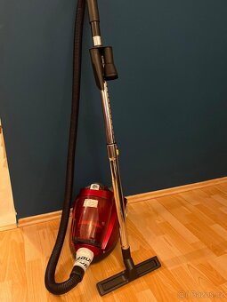 Vysavač dirt devil - 2