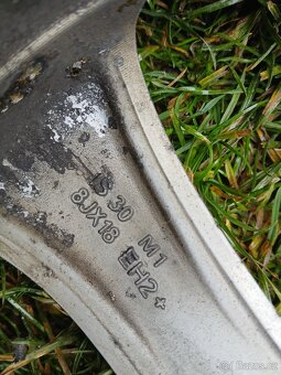 Bmw 5x120r18 et30 - 2