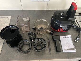 Odšťavňovač Tefal Juiceo - 2