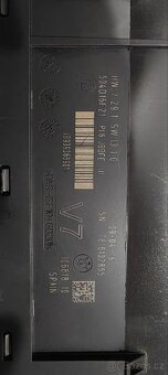 ECU pojistek bmw f10 f11 2016 535d jednotka - 2