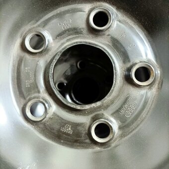 16" plechová kola – 5x112 – AUDI   Disky: Plechové disky or - 2
