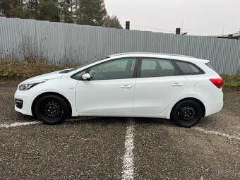 Kia Cee’d 1.4 CRDi – kombi, 2015, nová STK, možnost DPH - 2