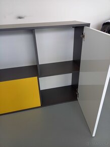 Skříňka police 85 x 80 cm - 2