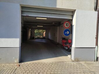 Parkovaci misto, Praha 9, Libeň - 2