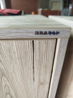 Vybavení kanceláří značková sestava firmy BRADOP.. - 2