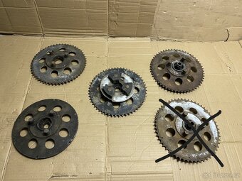 Jawa 50 typ 555,05,20,21,23 rozeta - 2