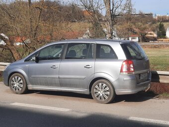 Opel Zafira 1.8 LPG (r. 2008) - na náhradní díly - 2