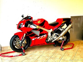 Honda VTR 1000 SP1 - 2