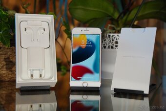 iPhone 7 32GB růžovo-zlatý - 2