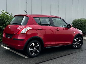 SWIFT 4x4, 1.maj, 152000km, bez koroze, klimatizace - 2
