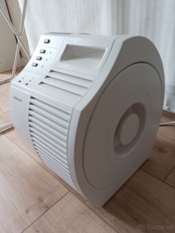 Čistička vzduchu Honeywell - 2