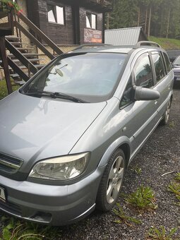 Opel Zafira A - 2