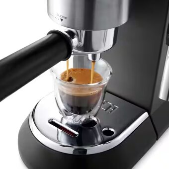 Pákový kávovar De'Longhi EC 685 - 2