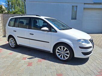Volkswagen Touran, 1,9TDi, prav.servis,2x kola - 2