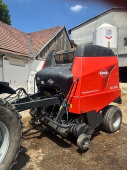 Prodám Lis na kulaté balíky Kuhn VB 2160 - 2