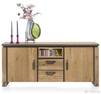 Masivní dubová komoda 180 cm – LED podsvícení, soft-close - 2