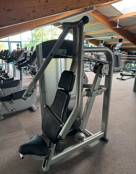 Life Fitness - 2