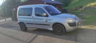 Citroen Berlingo 2.0 HDI S PŘESTAVBOU NA INVALIDNÍ VOZÍK - 2