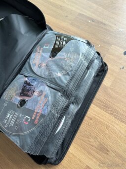 Kolekce cca 90-ti DVD různých žánrů - 2