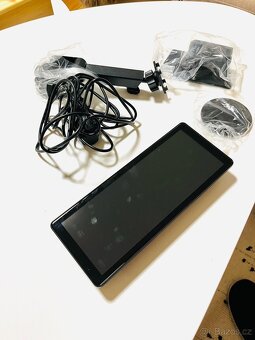 Monitor do auta značky CARCLEVER - 2