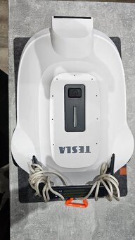 Robotický vysavač bazénu TESLA - 2