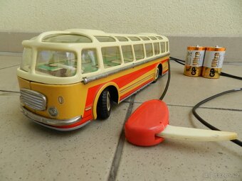 AUTOBUS ŠKODA RTO - 706 ITES r. 1968 - ČSSR - 2