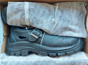 Pracovní bezpečnostní obuv / boty - sandály Červa vel. 42 - 2