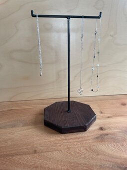 Stojánek na vzorníky - 2