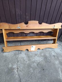 DŘEVĚNÁ POLIČKA - 2