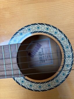 Kytara Strunal Španělka s obalem a kapodastrem - 2