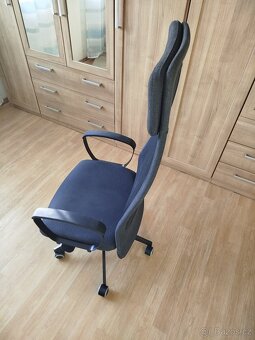 Kancelářská zidle - 2