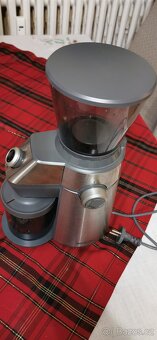 Elektrický mlýnek Sencor SCG 6050SS - 2