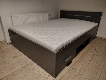 Multifunkční postel s rošty a matrací vcelku NOVÁ - 2