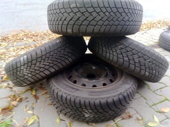 Zimní pneu 185/65/15 v záruce - 2