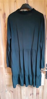 NOVÉ šaty ESMARA vel.40 - 2