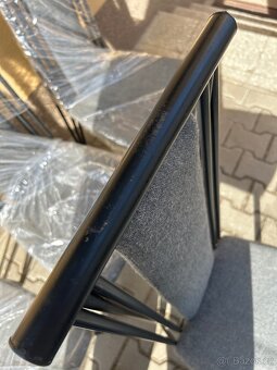 Železné židle - 2