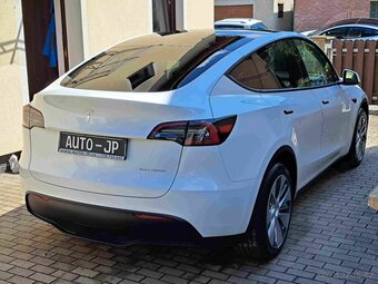 Tesla Model Y AWD Long Range - 1913 - 2