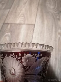 Váza z čirého a červeného skla, broušený okraj - 2