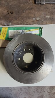 MB 123 zadní brzdové kotouče - 2