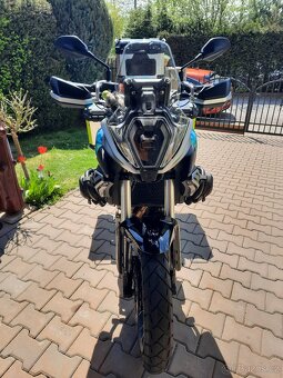 QJMotor SRT 550 SX, 2700 km, záruka do 2027 - 2