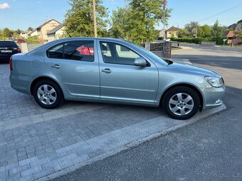 Škoda Octavia 1.4tsi 90kw 3/2012 výhřev sedaček jen 149km - 2