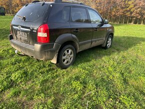 Hyundai Tucson 4x4 - uzávěrka 2.0 nafta - 2