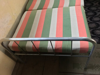postel - kovový rám - 2