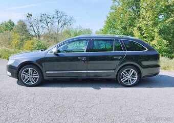 Škoda Superb 1.4 TSI Výhřev. sed., Kůže benzín manuál 90 kw - 2