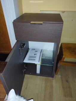 Koupelnová skříňka - 2