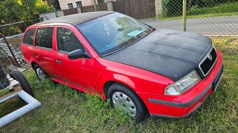2x Octavia Combi 1.6i na ND - 2